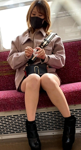 S級美人お姉さんの対面美脚