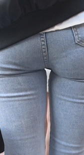 若い娘でえないチな尻