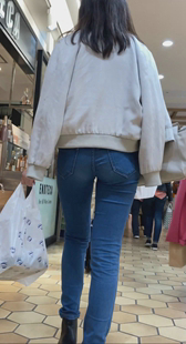 本当の腕は荷ーンズ女子