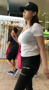 巨乳のお姉様