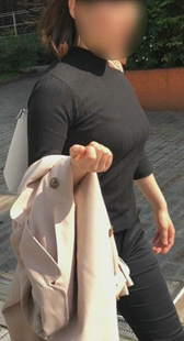 黑上衣OLお姉さま