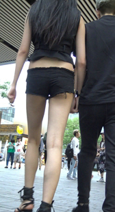 大长腿小蛮腰超短紧身热裤美女