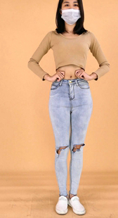 模拍小渔灰牛苹果臀一览无余