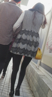 这妞绝对是腿模级的