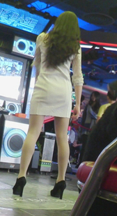 大骚货热舞引得满场围观-续篇.