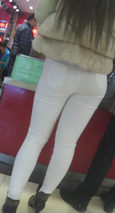 少妇的臀部真够丰满