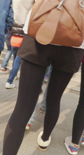 极品黑丝大长腿真诱人