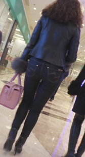 极品紧牛少妇翘臀美腿，恰到好处的丰满真诱人