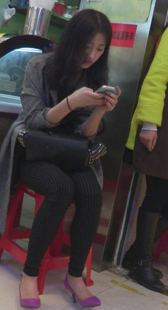 美腿高跟少女骚气十足