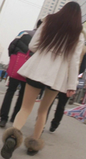 超极品肉丝美腿OL！同一天竟然遇到两次！绝对诱惑