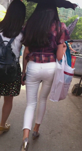 极品美臀白裤少妇，完美身材一览无余
