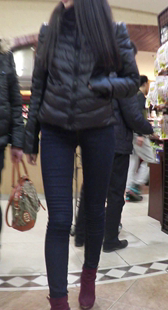 极品宽臀美腿紧牛美艳少妇