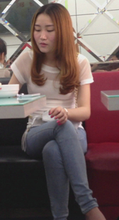 性感蓝牛靓丽小妹