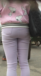 圆臀粉裤小妹第一季