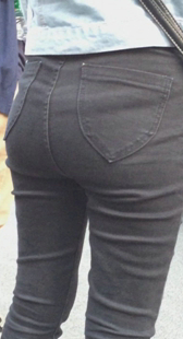 极品黑牛臀宽又大