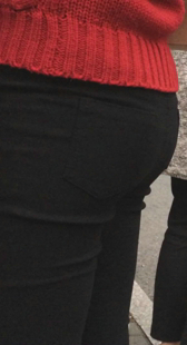 打底裤少妇侧看就是翘