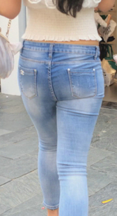 超极品丰臀勒沟美少女