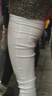 侧拍白裤黑内痕