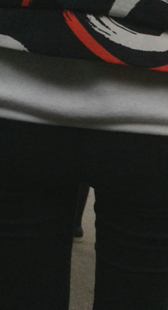 黑紧包臀打底裤等公交