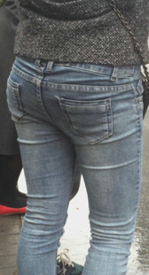 等公交包臀蓝牛少妇