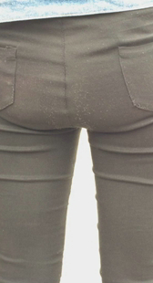 公交站性感丰臀紧内痕