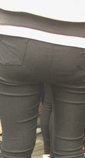 打底裤紧身小妹