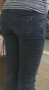 大屁股牛仔等公交