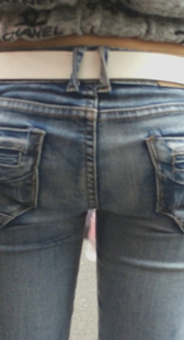 公交站极品紧牛美女