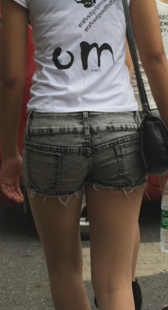 极品16岁小妹圆臀热裤第三季