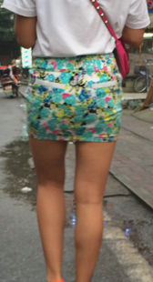 性感包臀超短裙小少妇
