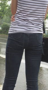 长腿紧身黑牛等公交