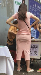 性感粉裙深内痕