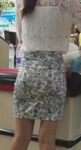 花裙翘臀极品美少妇第一季