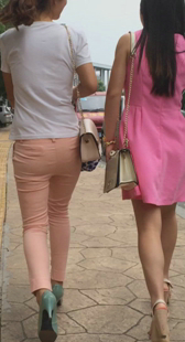 极品粉裤紧内痕学生妹去应聘第三季