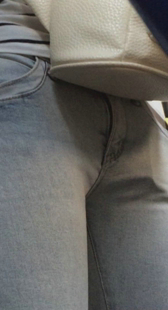 公交车上紧牛小妹美三角第二季