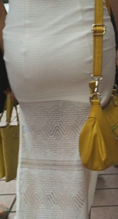 蕾丝白裙宽大臀少妇第三季