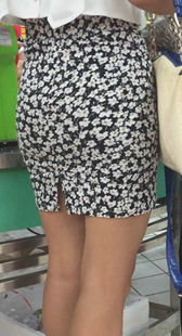 性感紧臀斑点短裙美少妇第二季