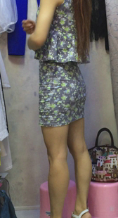 性感高跟长腿超短裙老板娘