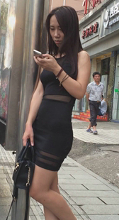 超性感黑裙丁字裤小少妇第一季