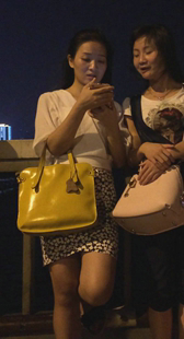 超紧翘臀短裙美少妇第三季