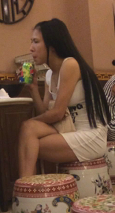 极品风骚包臀白裙紧内痕小少妇第四季