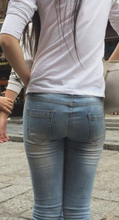 极品蓝牛圆紧臀美少妇第一季