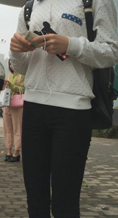 胖瘦两热裤姐妹