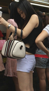 极品热裤深沟翘臀美少女第一季