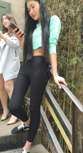 性感打底大美女玩自拍