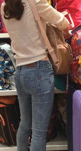 蓝牛翘臀美少妇第二季