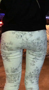 花裤苹果臀在等谁呢