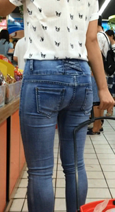 超紧翘臀牛仔少妇