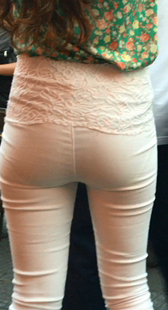 超紧白裤大屁股少妇一看就是强