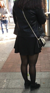 黑色丝袜丰满型少妇